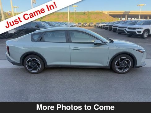 Used 2025 Kia K4 EX image 7