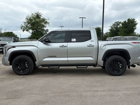 New 2026 Toyota Tundra Limited AWD/4WD image 10