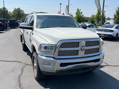 Used 2018 RAM 2500 Laramie w/ Convenience Group AWD/4WD image 5