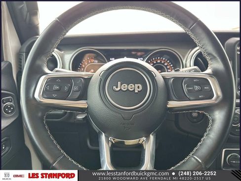 Used 2022 Jeep Wrangler Unlimited Sahara w/ LED Lighting Group AWD/4WD image 18