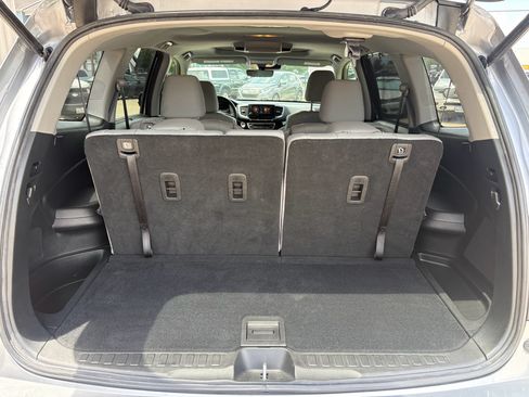 Certified 2022 Honda Pilot Touring image 34