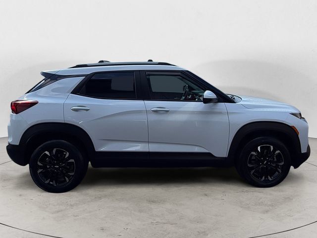 Used 2023 Chevrolet TrailBlazer LT w/ Convenience Package AWD/4WD image 4