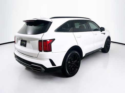 Used 2023 Kia Sorento SX image 9