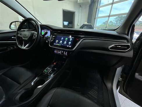 Used 2023 Chevrolet Bolt EUV LT w/ Convenience Package FWD image 29