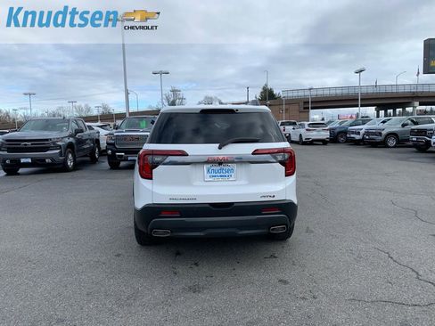 Used 2023 GMC Acadia AT4 w/ Technology Package image 6