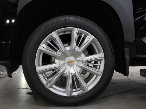 Used 2024 Chevrolet Silverado 1500 High Country image 32