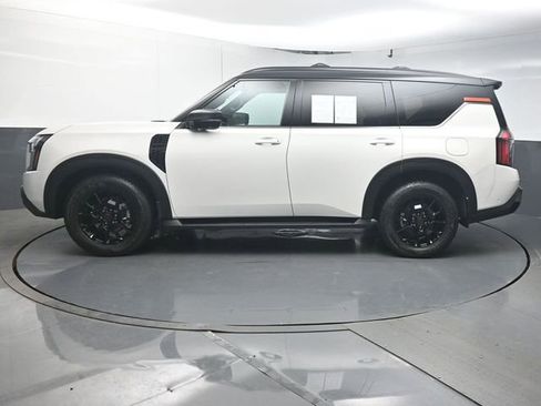Used 2025 Nissan Armada PRO-4X w/ Pro-4X Premium Package AWD/4WD image 5