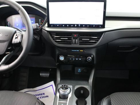 Used 2023 Ford Escape SE FWD image 22