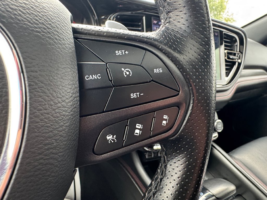 Used 2025 Dodge Durango GT AWD/4WD image 32