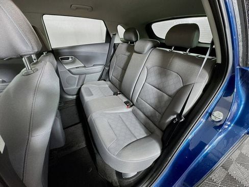Certified 2021 Kia Niro LX image 22