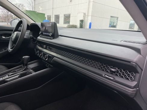 Used 2024 Honda Accord LX image 32