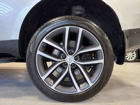 Used 2024 Land Rover Range Rover SE image 50