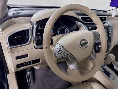 Used 2017 Nissan Murano Platinum w/ Platinum Technology Package FWD image 9