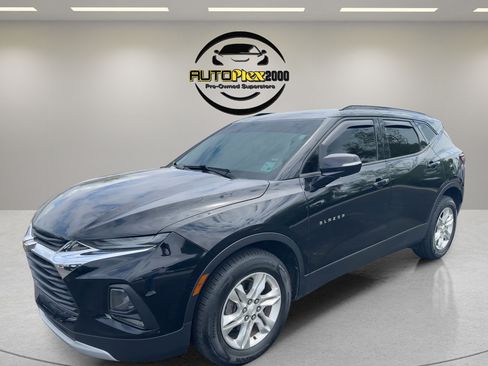 Used 2020 Chevrolet Blazer LT AWD/4WD image 2