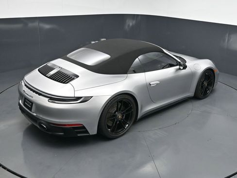 Certified 2024 Porsche 911 Carrera GTS RWD image 16