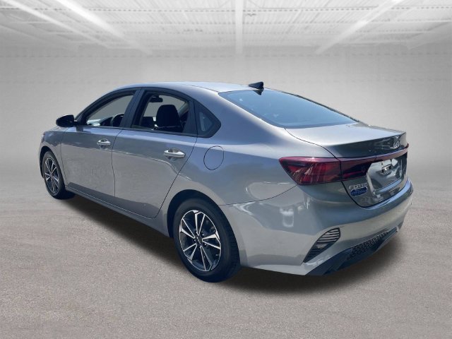 Used 2024 Kia Forte LXS FWD image 9