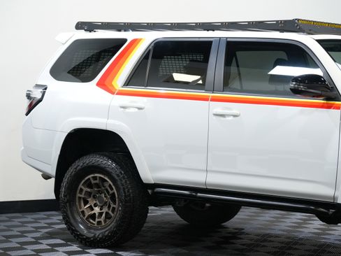 Used 2023 Toyota 4Runner 40th Anniversary SE image 16