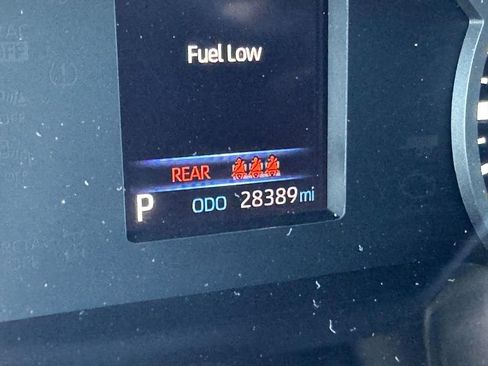Used 2025 Toyota Tundra SR5 AWD/4WD image 27