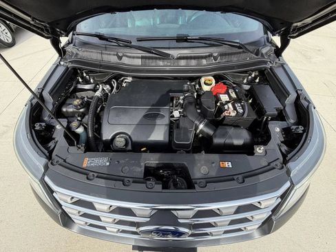 Used 2016 Ford Explorer XLT w/ Equipment Group 202A AWD/4WD image 26