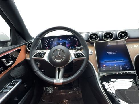 Used 2022 Mercedes-Benz C 300 Sedan image 34