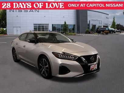 Used 2022 Nissan Maxima SV w/ Floor Mat Group