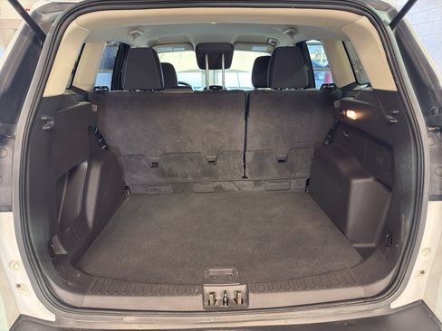 Used 2018 Ford Escape SE FWD image 32