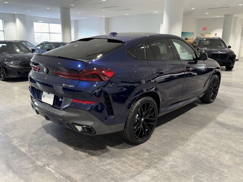 New 2026 BMW X6 xDrive40i w/ Executive Package image 7