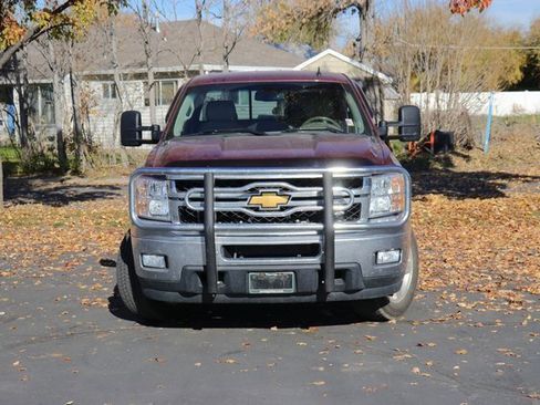 Used 2013 Chevrolet Silverado 2500 LTZ w/ LTZ Plus Package image 2