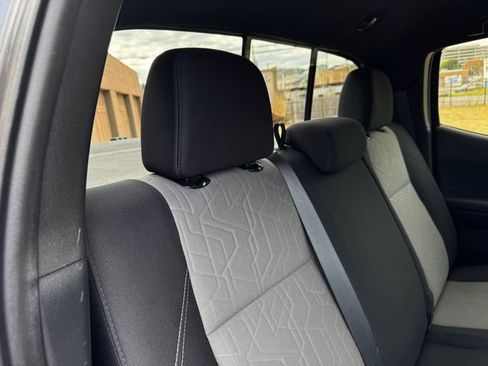 Used 2022 Toyota Tacoma 4x4 Double Cab image 48