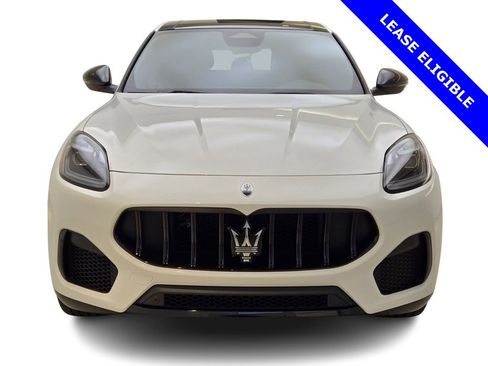 Used 2025 Maserati Grecale Modena image 2
