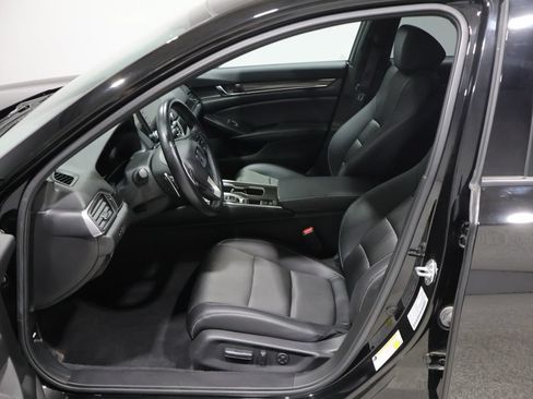 Used 2022 Honda Accord Sport image 9