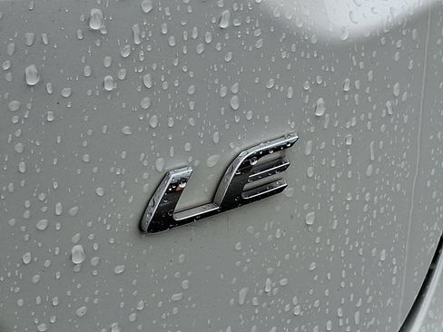 Certified 2022 Toyota Corolla LE image 31