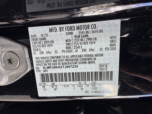 New 2026 Lincoln Nautilus Reserve w/ Jet Appearance Package image 34