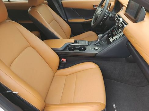 Used 2022 Lexus IS 300 w/ Premium Package RWD image 12