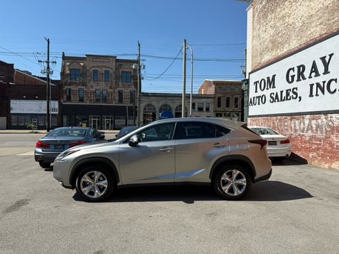 Used 2017 Lexus NX 200t AWD w/ Premium Package image 5