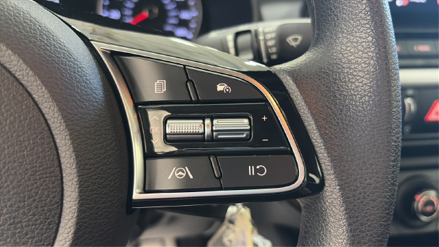Used 2022 Kia Forte LXS FWD image 30