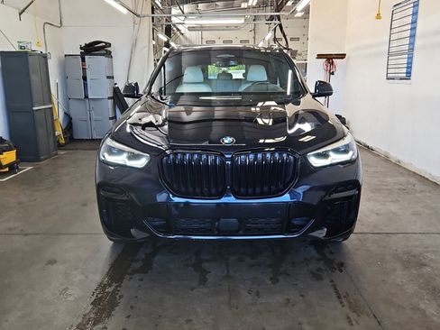 Used 2023 BMW X5 xDrive40i w/ M Sport Package AWD/4WD image 2