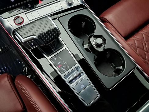 Used 2022 Audi S6 Premium Plus w/ S Sport Package image 41