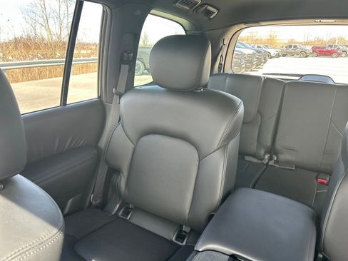 Used 2023 Nissan Armada SL w/ Midnight Edition Package image 12
