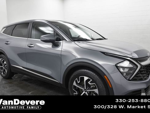 Used 2023 Kia Sportage EX image 1