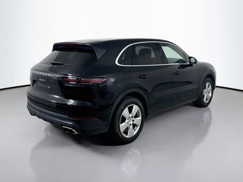 Certified 2023 Porsche Cayenne AWD/4WD image 9