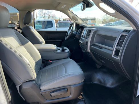 Used 2018 RAM 1500 Express image 16