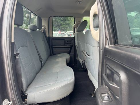 Used 2014 RAM 1500 ST w/ SXT Appearance Group AWD/4WD image 16