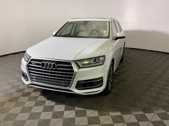 Used 2018 Audi Q7 3.0T Premium Plus w/ Premium Plus Package AWD/4WD image 16