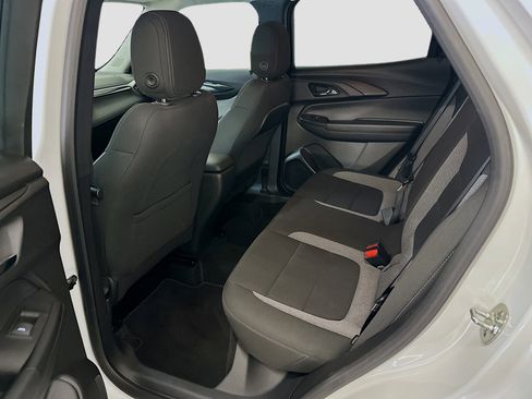 Used 2025 Chevrolet TrailBlazer LT AWD/4WD image 28