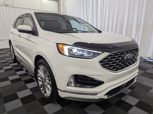 Used 2020 Ford Edge Titanium w/ Equipment Group 301A AWD/4WD image 3