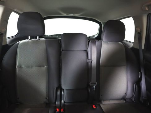 Used 2019 Nissan Pathfinder S image 30