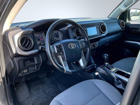 Used 2019 Toyota Tacoma SR5 image 15