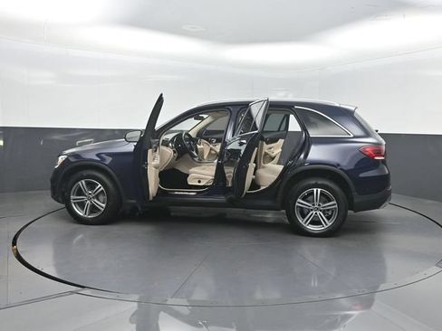 Used 2022 Mercedes-Benz GLC 300 w/ Premium Package Lite image 38