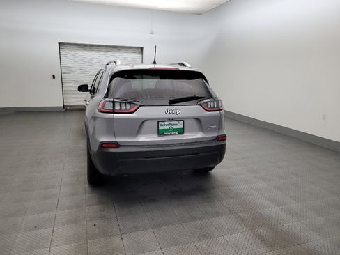 Used 2020 Jeep Cherokee Latitude Plus FWD image 6